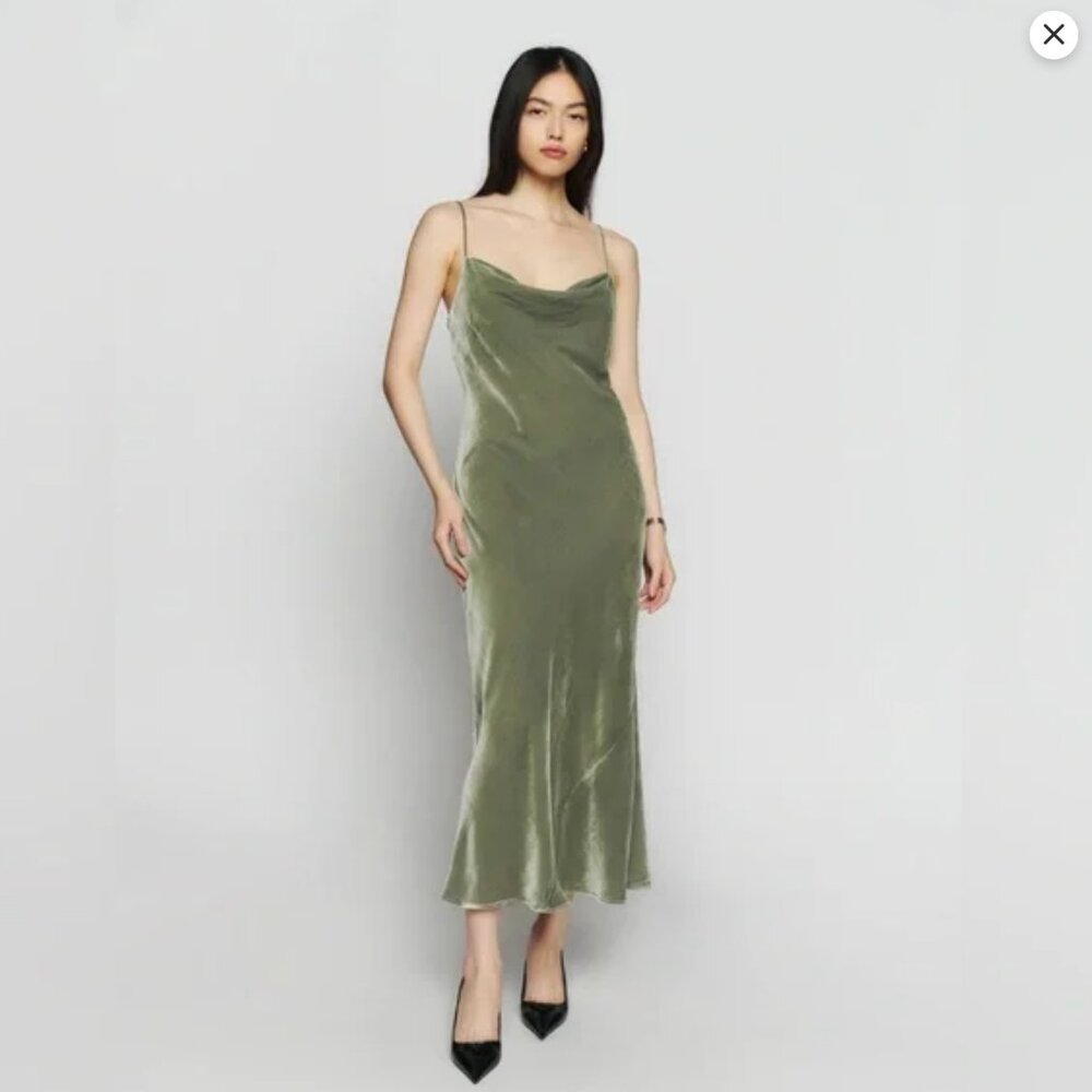 Reformation Salamanca Velvet Dress Artichoke Green 4
